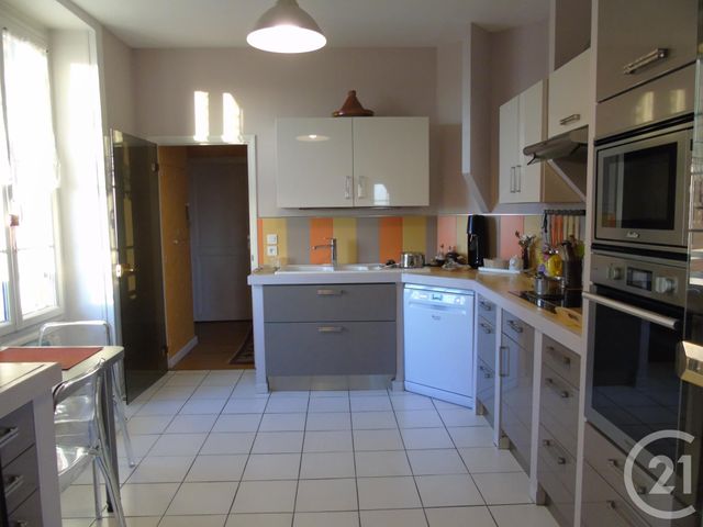 Afficher la photo en grand Appartement F4 à vendre - 4 pièces - 109.59 m2 - CORMEILLES EN PARISIS - 95 - ILE-DE-FRANCE - Century 21 Agence Du Parisis