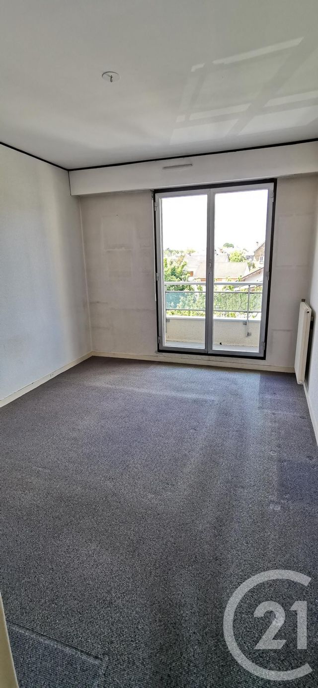 Afficher la photo en grand Appartement F3 à vendre - 3 pièces - 63.31 m2 - CORMEILLES EN PARISIS - 95 - ILE-DE-FRANCE - Century 21 Agence Du Parisis