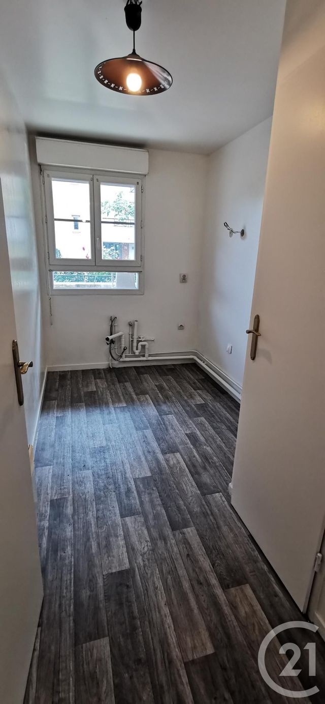 Afficher la photo en grand Appartement F2 à vendre - 2 pièces - 46.89 m2 - CORMEILLES EN PARISIS - 95 - ILE-DE-FRANCE - Century 21 Agence Du Parisis