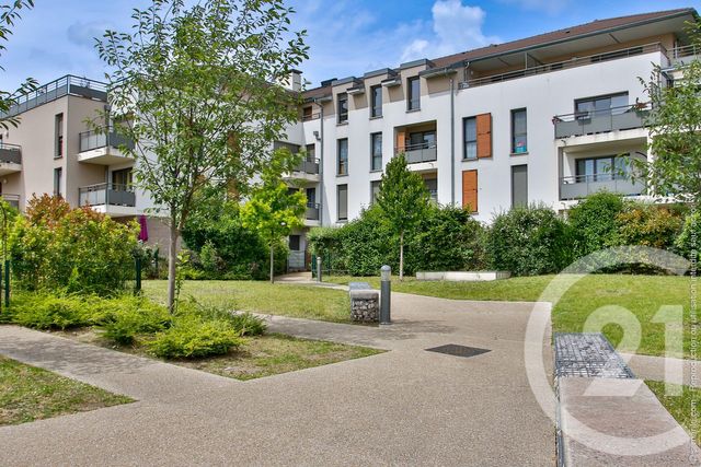 Appartement F4 à vendre - 4 pièces - 76.49 m2 - CORMEILLES EN PARISIS - 95 - ILE-DE-FRANCE - Century 21 Agence Du Parisis
