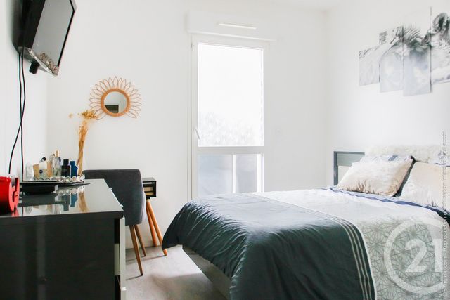 Appartement F4 à vendre - 4 pièces - 76.49 m2 - CORMEILLES EN PARISIS - 95 - ILE-DE-FRANCE - Century 21 Agence Du Parisis