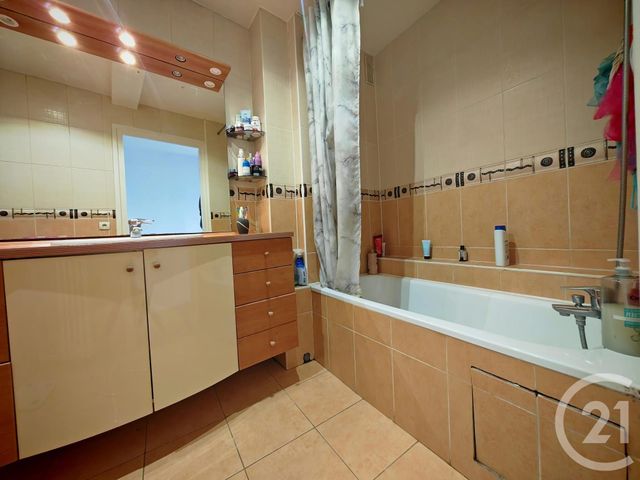 Appartement F3 à vendre - 3 pièces - 69.0 m2 - CORMEILLES EN PARISIS - 95 - ILE-DE-FRANCE - Century 21 Agence Du Parisis