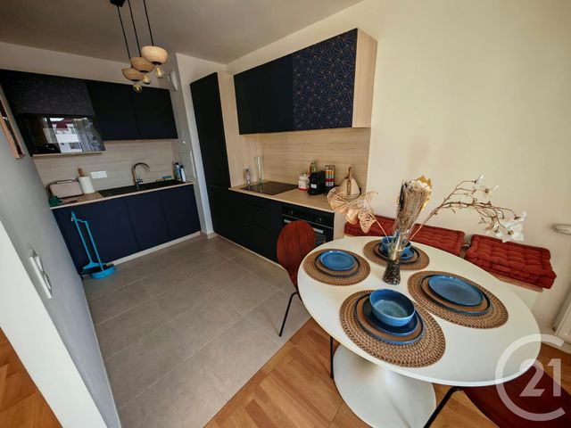 Appartement F4 à louer - 4 pièces - 85.38 m2 - CORMEILLES EN PARISIS - 95 - ILE-DE-FRANCE - Century 21 Agence Du Parisis