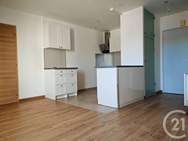 Appartement Studio à louer - 1 pièce - 31.89 m2 - CORMEILLES EN PARISIS - 95 - ILE-DE-FRANCE - Century 21 Agence Du Parisis